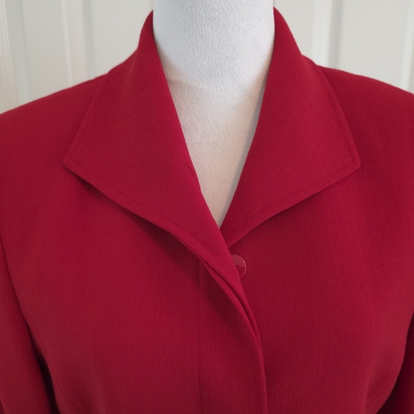 Vintage Genny Made In Italy 100% Wool Red Blazer With Beaded Buttons- SZ 10 - Picture 2 of 16
